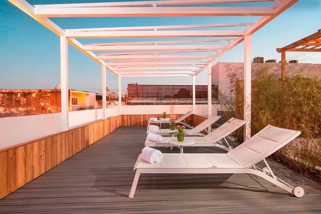 Luca Life Tasting HotelSanto Domingo Calle 19 de Marzo 164, Ciudad Colonial Santo Domingo 809-238-5877 reservations@lucahotel.do http://lucahotel.do/