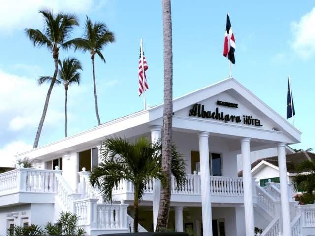 Albachiara Hotel Residence dominican republicLas Terrenas 27 de Febrero, camino a Punta Popy Las Terrenas (809) 240-5240 albaclarahotel@gmail.com http://www.albachiarahotel.com