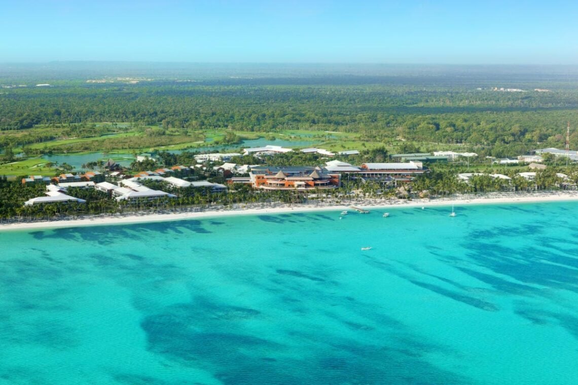 Unnamed Road, Punta Cana 23000, Dominican RepublicPunta Cana Carretera Bávaro km 1 Punta Cana 809-686-5797 bavaro.marketing-asist@barcelo.comhttps://www.barcelo.com/en-us/barcelo-hotels/hotels/dominican-republic/punta-cana-beach-bavaro/barcelo-bavaro-palace/offers?int=Home-DO-2015-03-B5-H339
